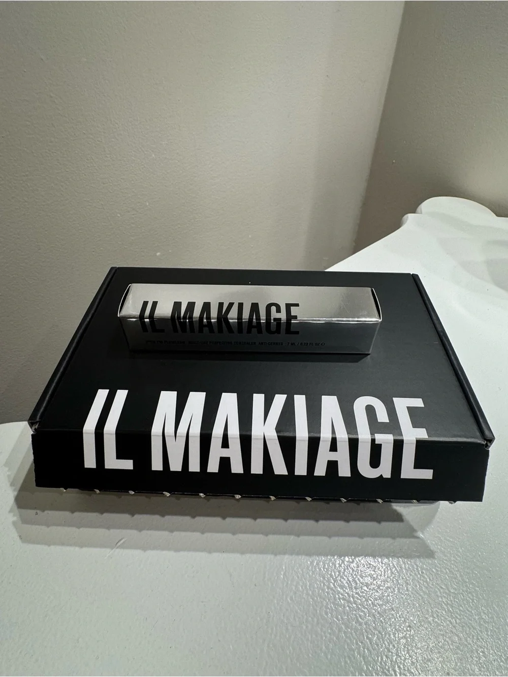 IL MAKIAGE Concealer - Light Nude / Beige